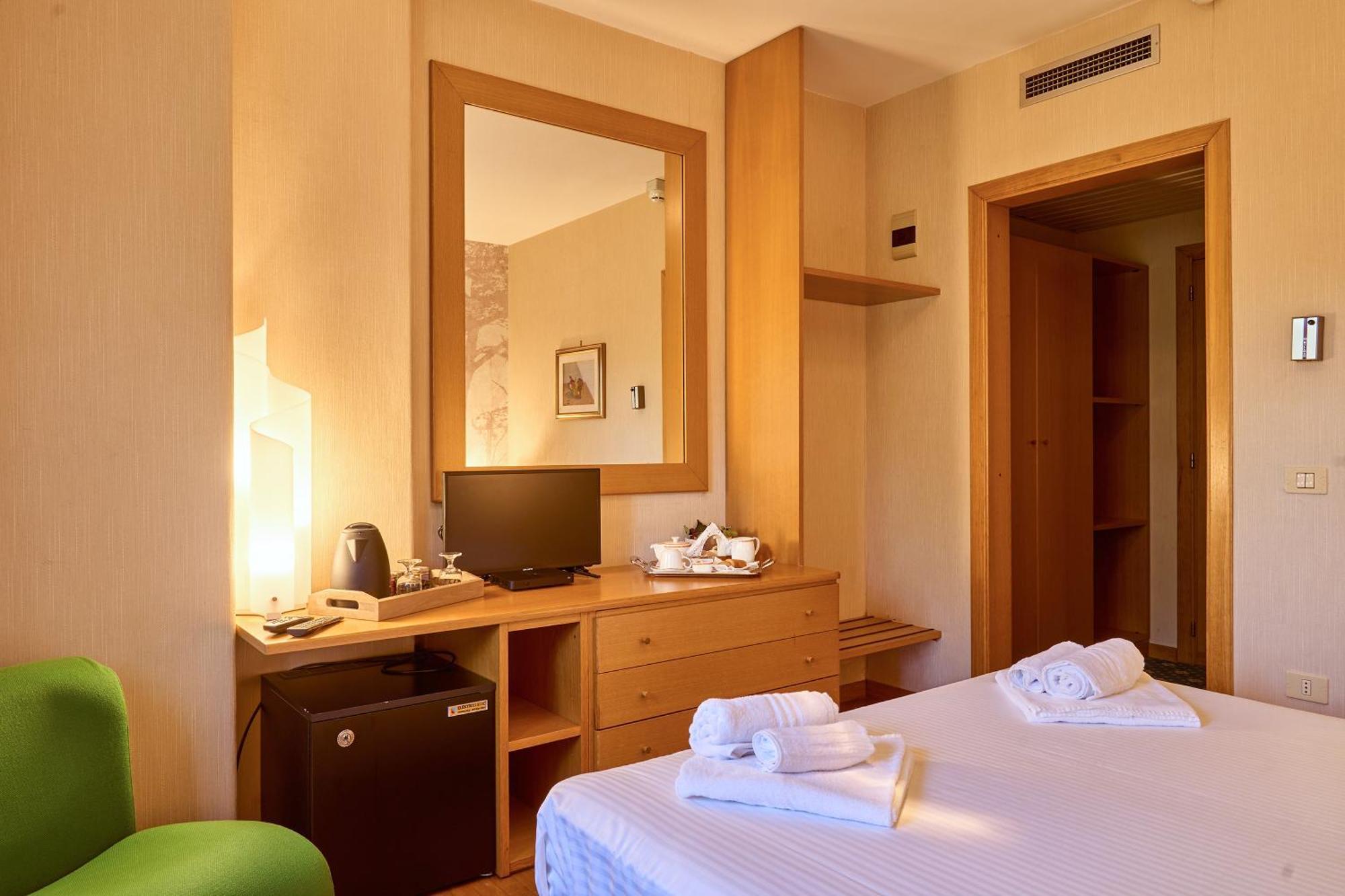 קמיליאטלו סילאנו Hotel Camigliatello מראה חיצוני תמונה